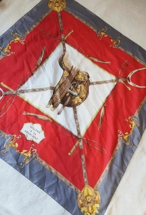 Foulard cuadrado estampado ecuestre Sellerie à la Française – photo 3